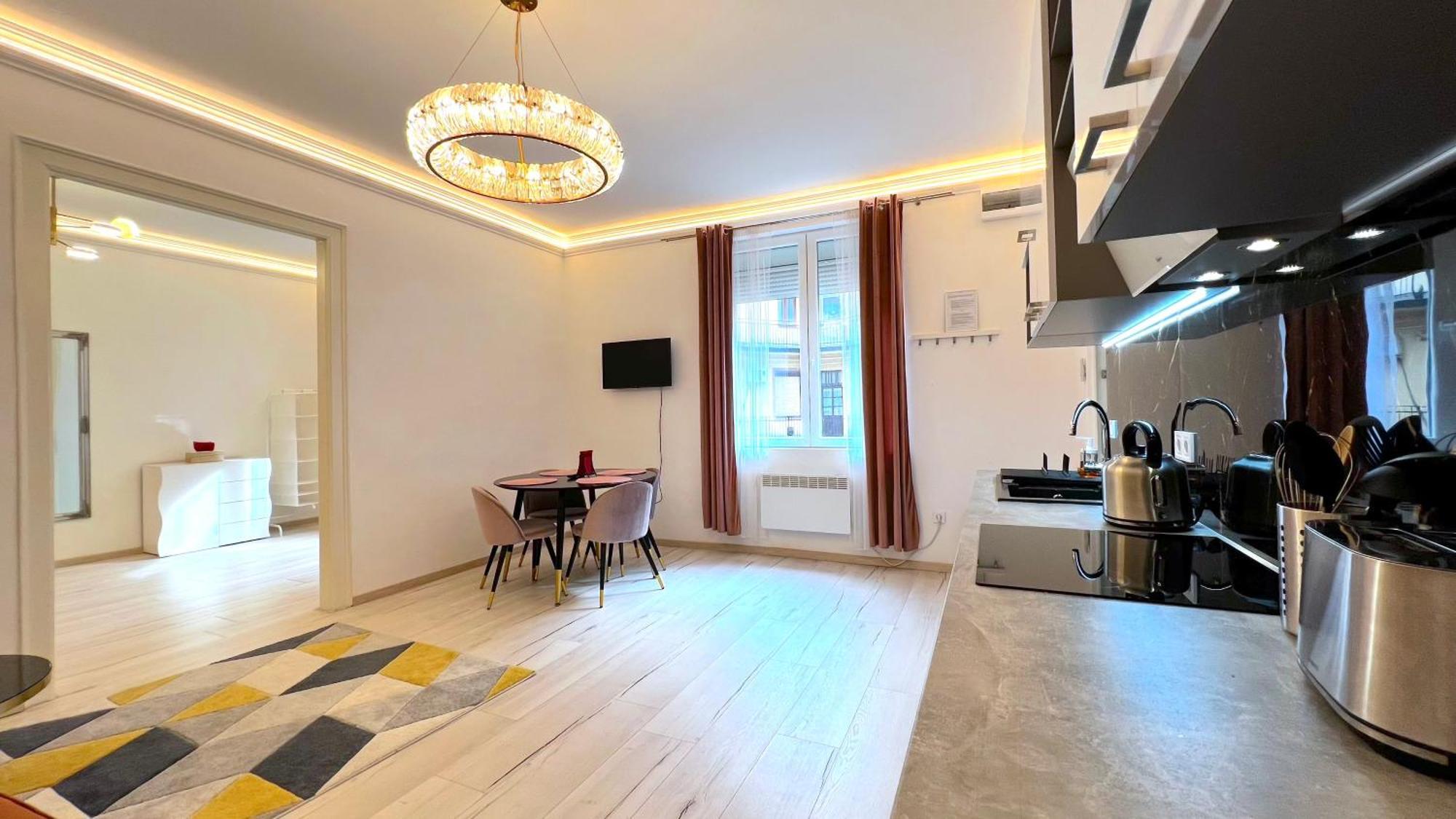 N24 Apartments By Small Home Budapest — Photos 3